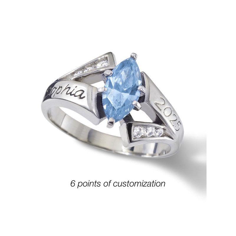 Bague commémorative personnalisée S60 Serenity Jostens en argent avec pierre marquise bleu clair et gravure Sophia